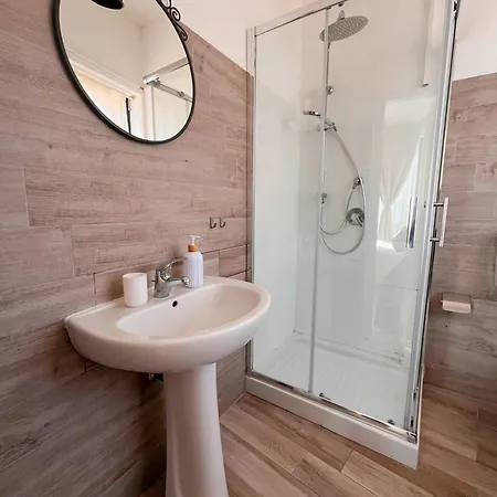 Regina Margherita Nocleg ze śniadaniem 3*