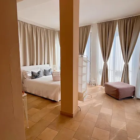 Regina Margherita Nocleg ze śniadaniem Marzamemi