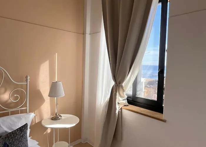 Regina Margherita Nocleg ze śniadaniem 3*